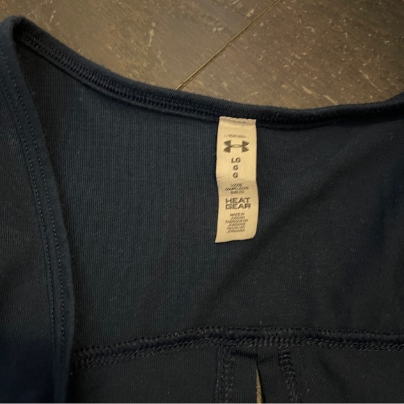 Under Armour Women's The Rock Whisperlight Tie Back Tank Tank size large - Picture 3 of 6